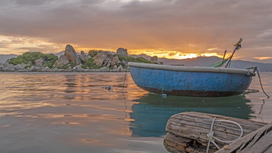 Sunset on Binh Ba Island, adjacent to Ninh Thuan province.