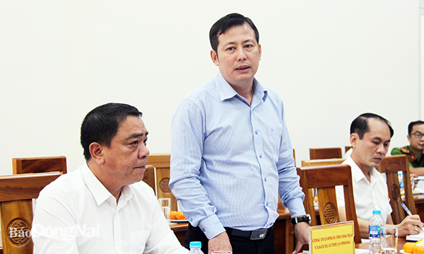 Ông Khiếu Mạnh Tường, Tổng giám đốc Công ty Thuận Phong phát biểu tại buổi họp báo
