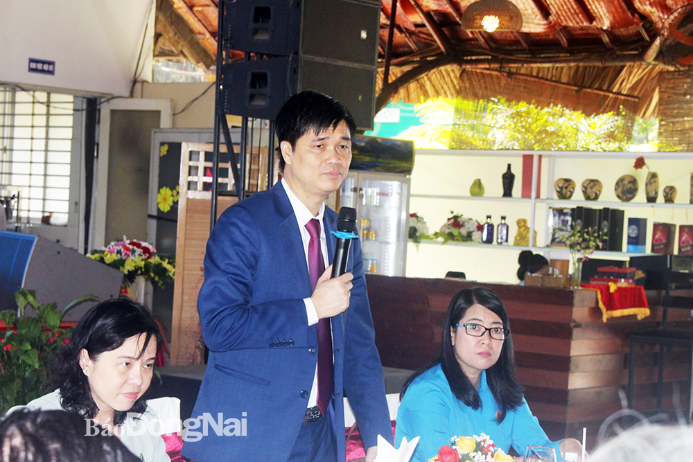 Phó chủ tịch LĐLĐ Việt Nam Ngọ Duy Hiểu phát biểu tại Hội nghị. Ảnh: Lan Mai