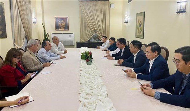 Working session between Vietnamese Party delegation and Rogelio Polanco Fuentes, Secretary of the PCC Central Committee, head of its Ideological Department .