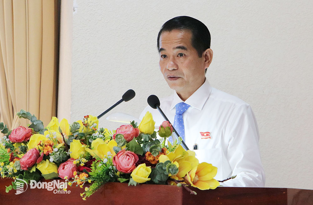 Chủ tịch HĐND tỉnh Thái Bảo phát biểu khai mạc kỳ họp. Ảnh: Phạm Tùng