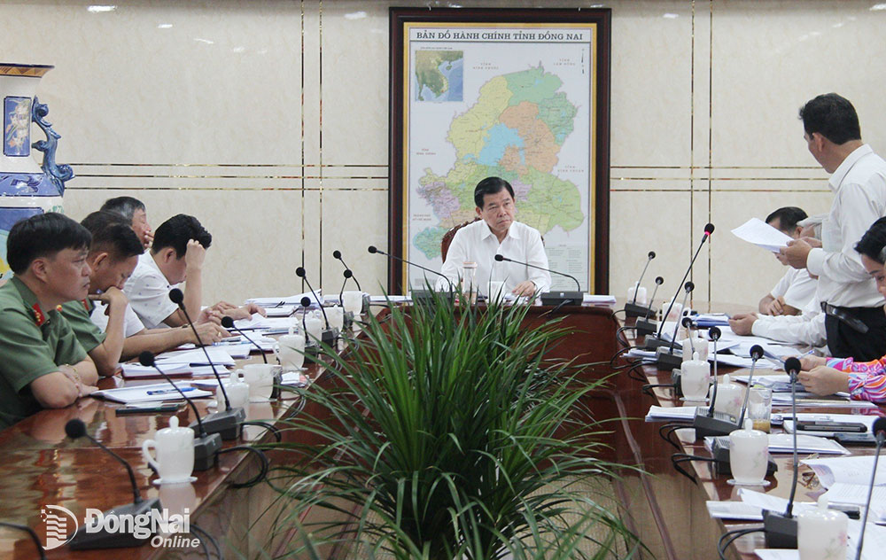 Bí thư Tỉnh ủy Nguyễn Hồng Lĩnh, Trưởng ban Chỉ đạo phòng, chống tham nhũng, tiêu cực tỉnh chủ trì Phiên họp thứ 6 ngày 22-5