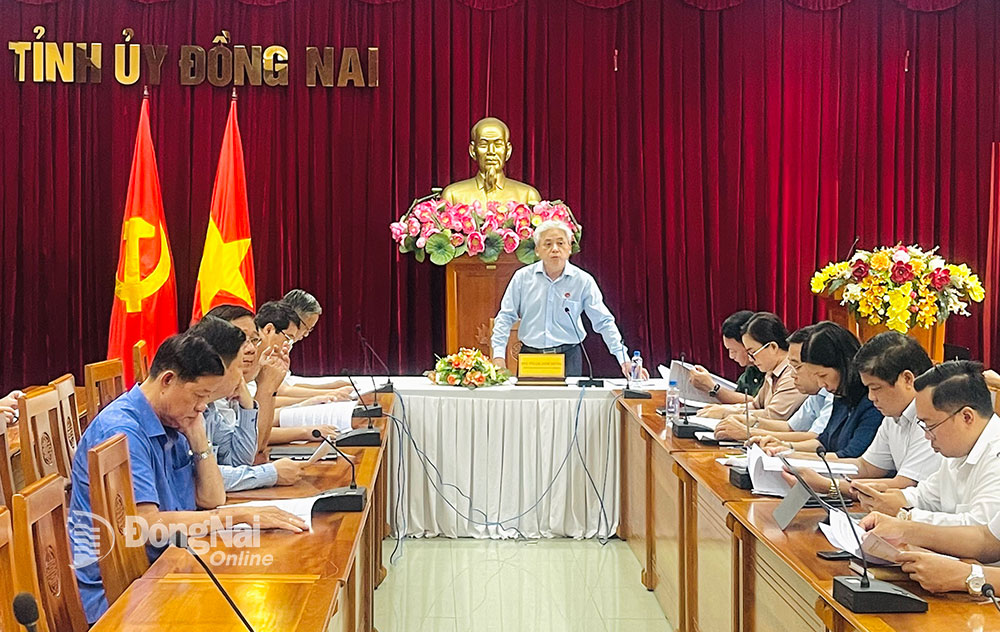Phó trưởng ban Tổ chức Tỉnh ủy Phạm Anh Dũng triển khai nội dung thực hiện Sổ tay đảng viên điện tử