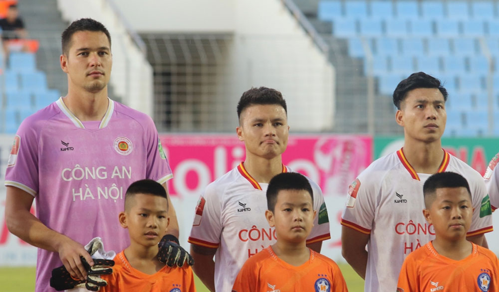 Giàu chưa chắc đã mạnh