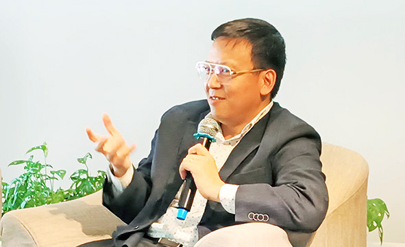 TS Phạm Tấn Hoàng Sơn